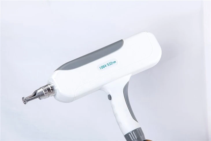 Laser ND Yag De La Machine 1064 De Beauté De Retrait De Tatouage De Rajeunissement De Peau