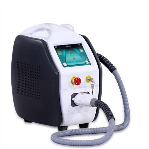 Laser Q-Switch Nd Yag pour le nettoyage de la peau de retrait de tatouage/pigmentation